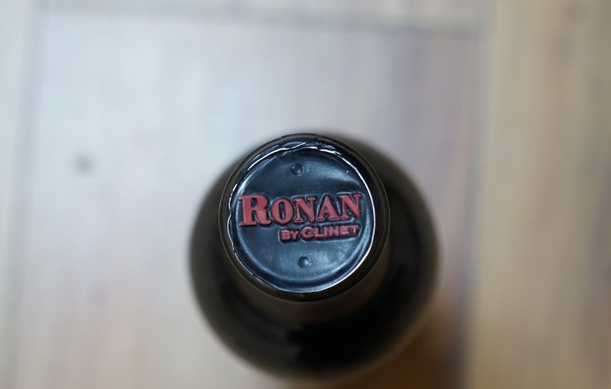 Twenty seven bottles (24 35cl and 3 75cl) of 2011 Ronan by Clinet Bordeaux wine. Condition - storage unknown